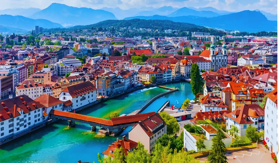 سويسرا: جنة الطبيعة والمغامرة و الجمال